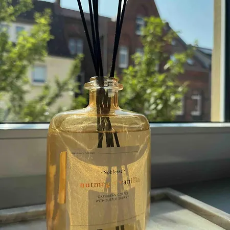 Cls Grosse Altbau Fuer 4 Personen Mit Xxl Dusche, Neues Bad, Dielen, Schlafsofa 160x200 Mit 20cm Matratze, Smart Tv & Schnellem Wlan In Ost, Nespresso Maschine Inklusive Kapseln, Naehe Hawk, Uni, Bosch, Ostbahnhof, A7 *